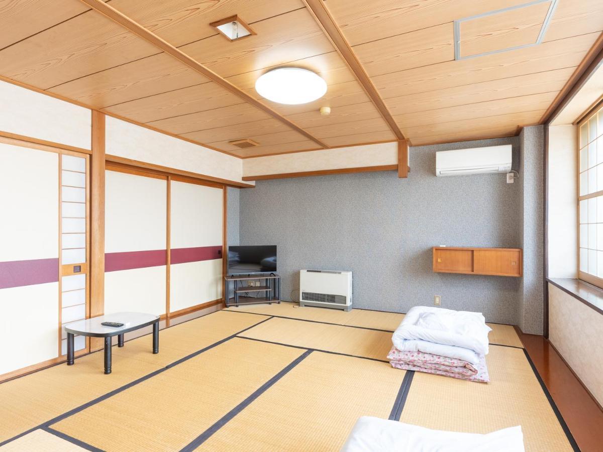 Ryosou Minatosou Joetsu Hotel Екстериор снимка